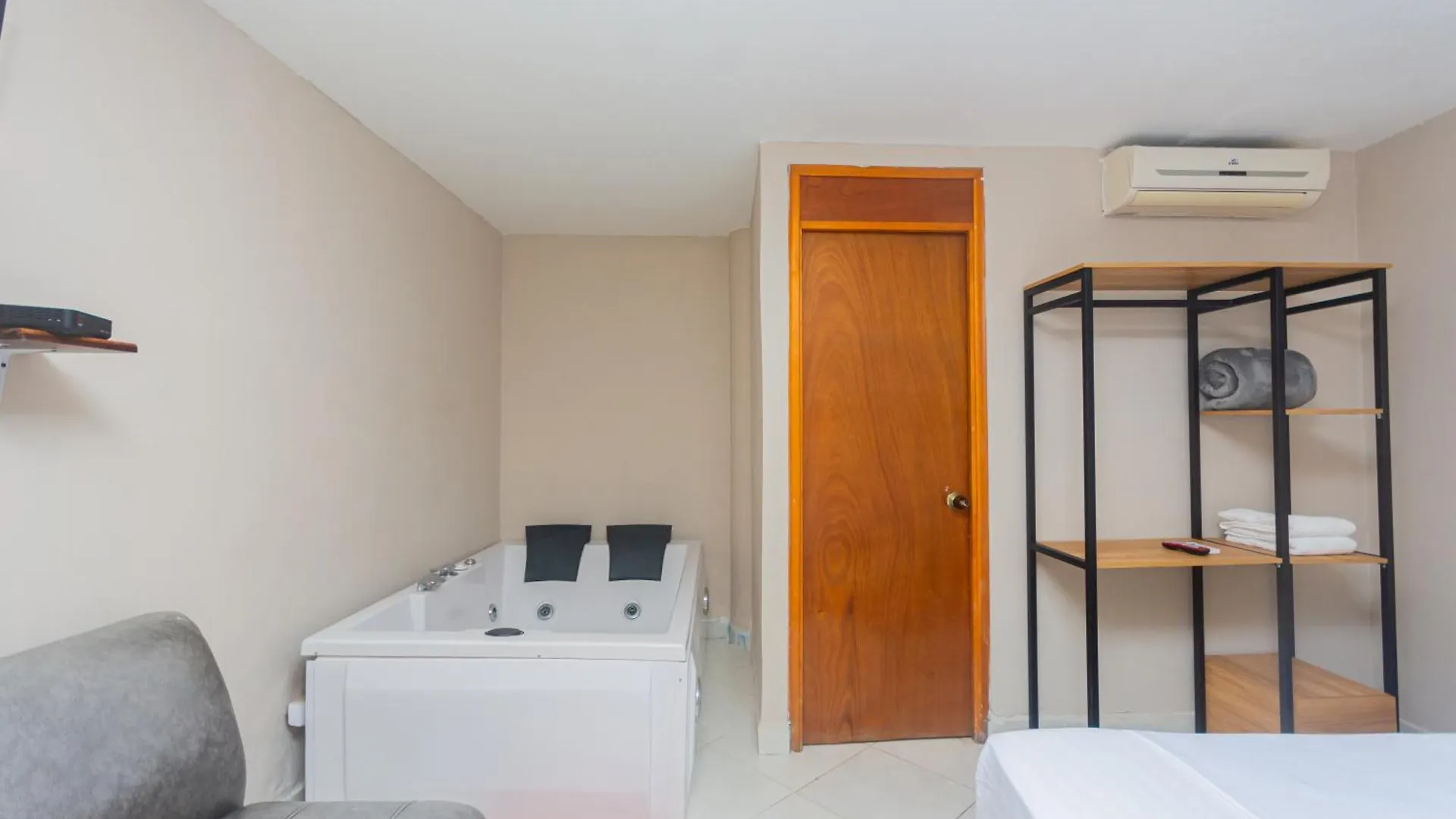 Hotel Tropical San Jeronimo